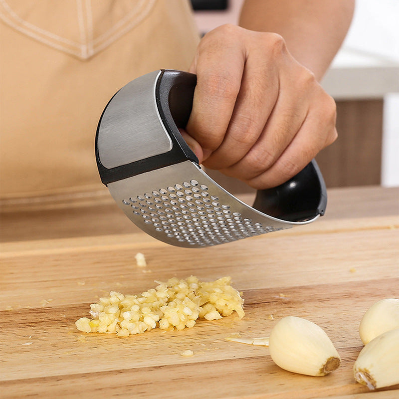 Manual Garlic Press Curved